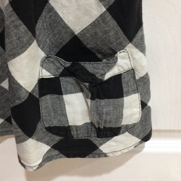 Top - Picture 2 of 4